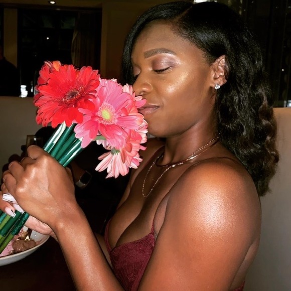 Meet your Posher, Danesa - Picture 1 of 1